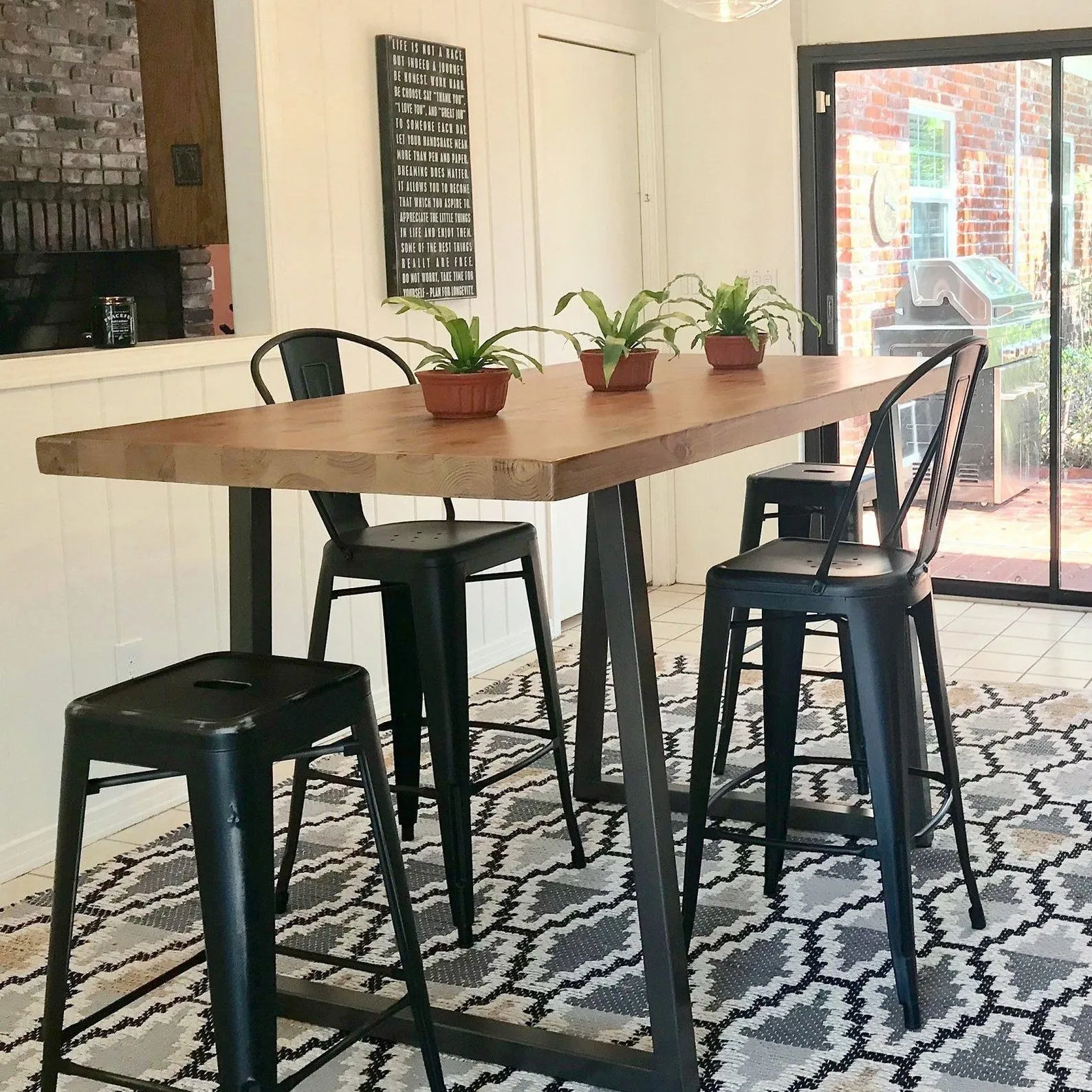 Brooklyn Bistro Table