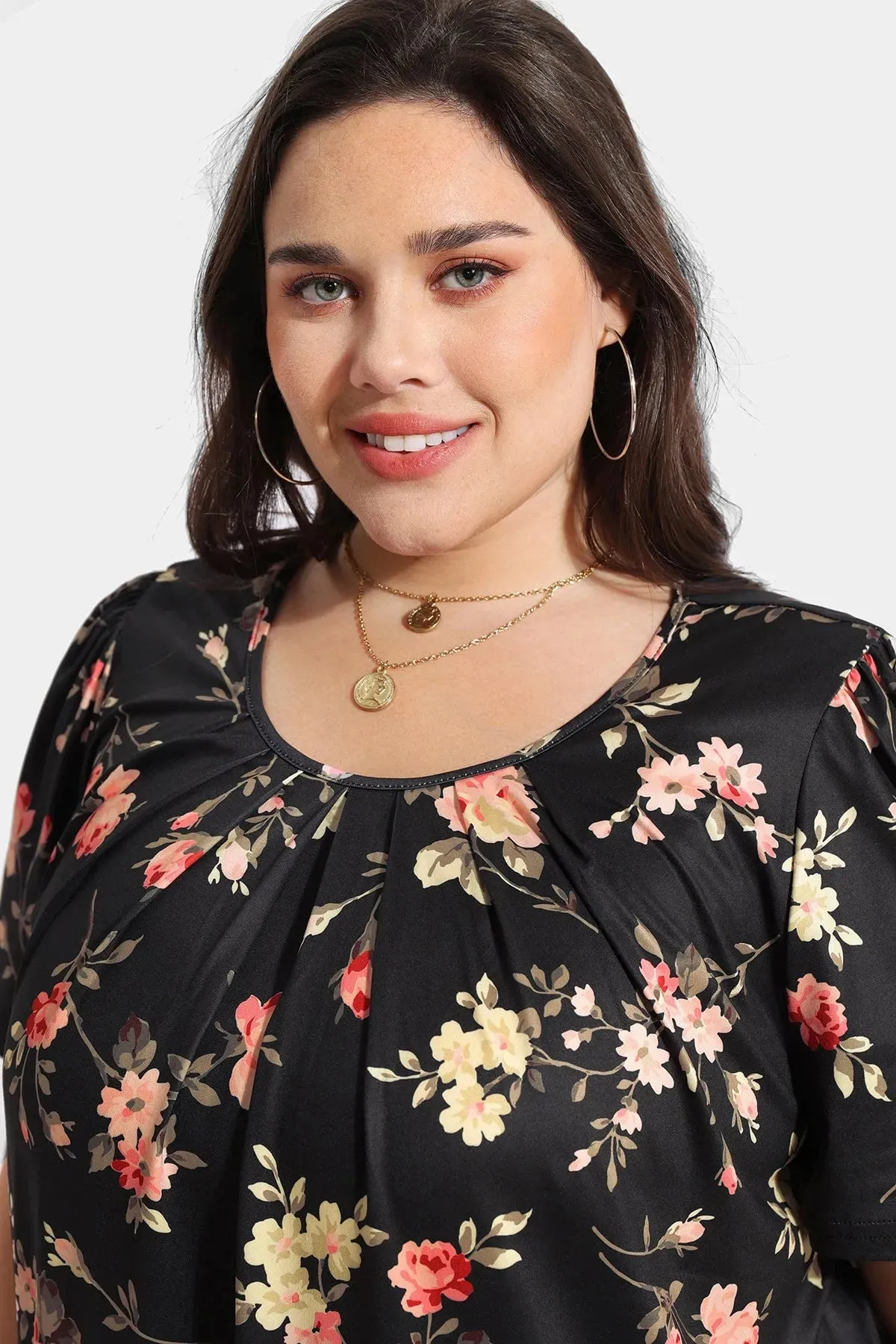 Floral Print Crewneck Pleated Blouse