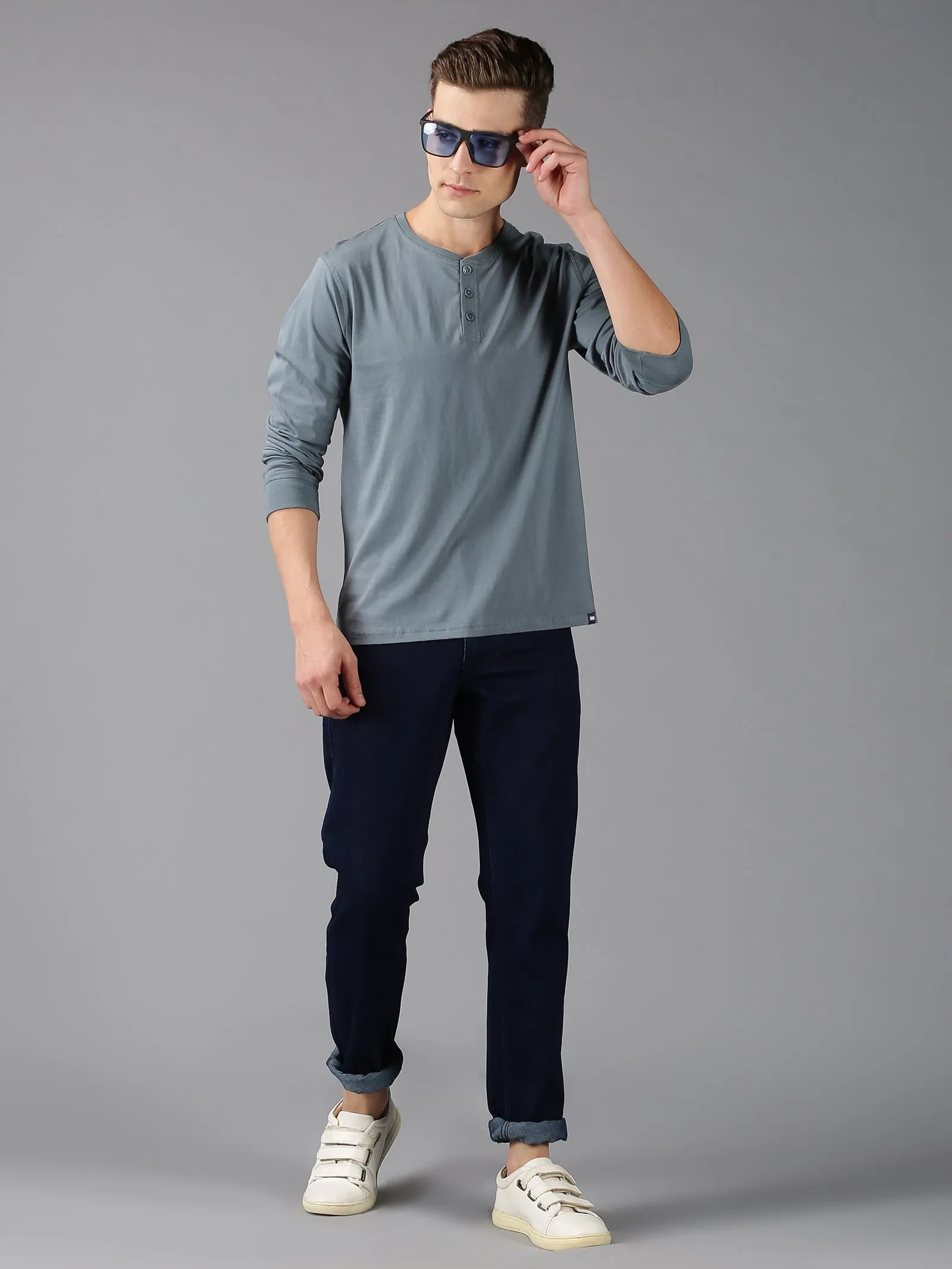 MEN'S GREY SOLID SLIM FIT T.SHIRT