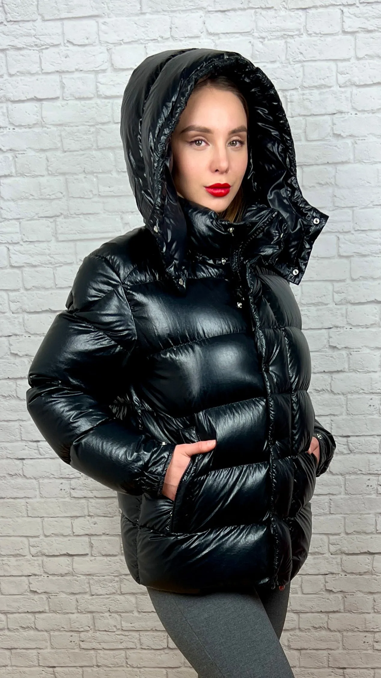 Moncler Maya 70 Down Jacket, Size 3/L, Black
