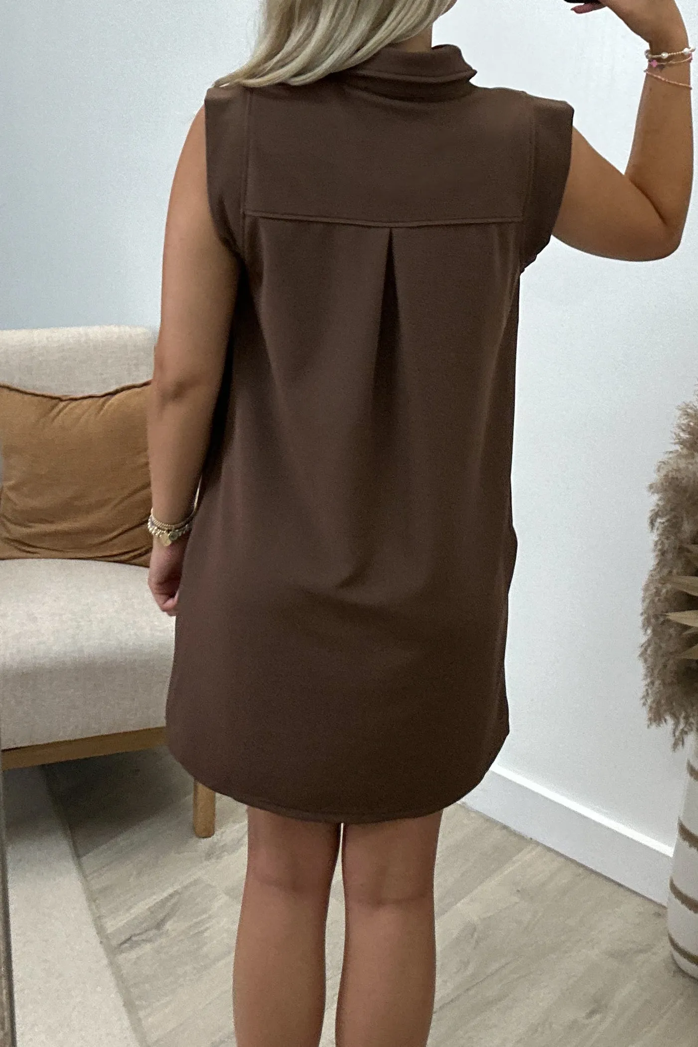 "Metropolitan Mood" Dress (Espresso)