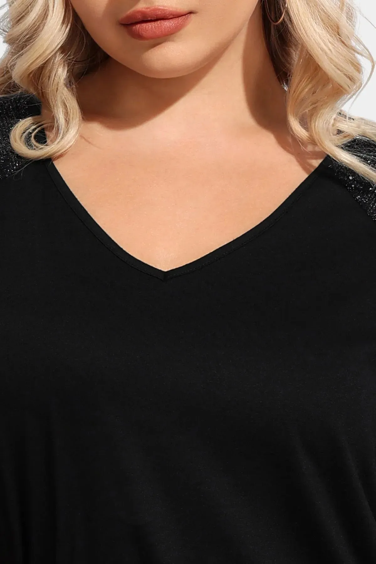 Ritera Sequin Raglan Sleeves V Neck Tunic T-Shirt