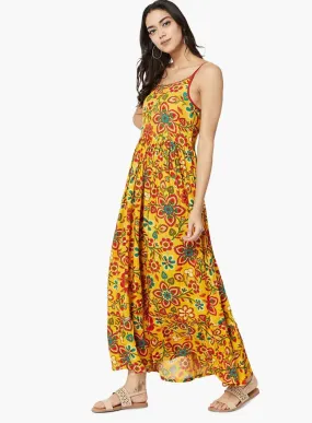 sleeveless dress