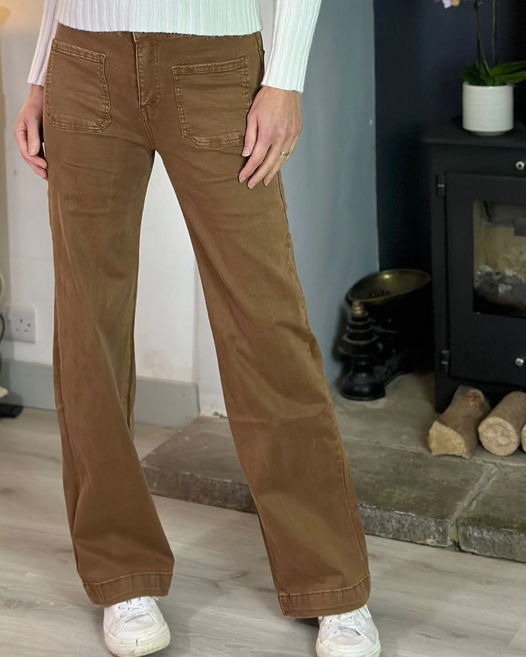 Stretchy Wide Leg Jeans - Tobacco