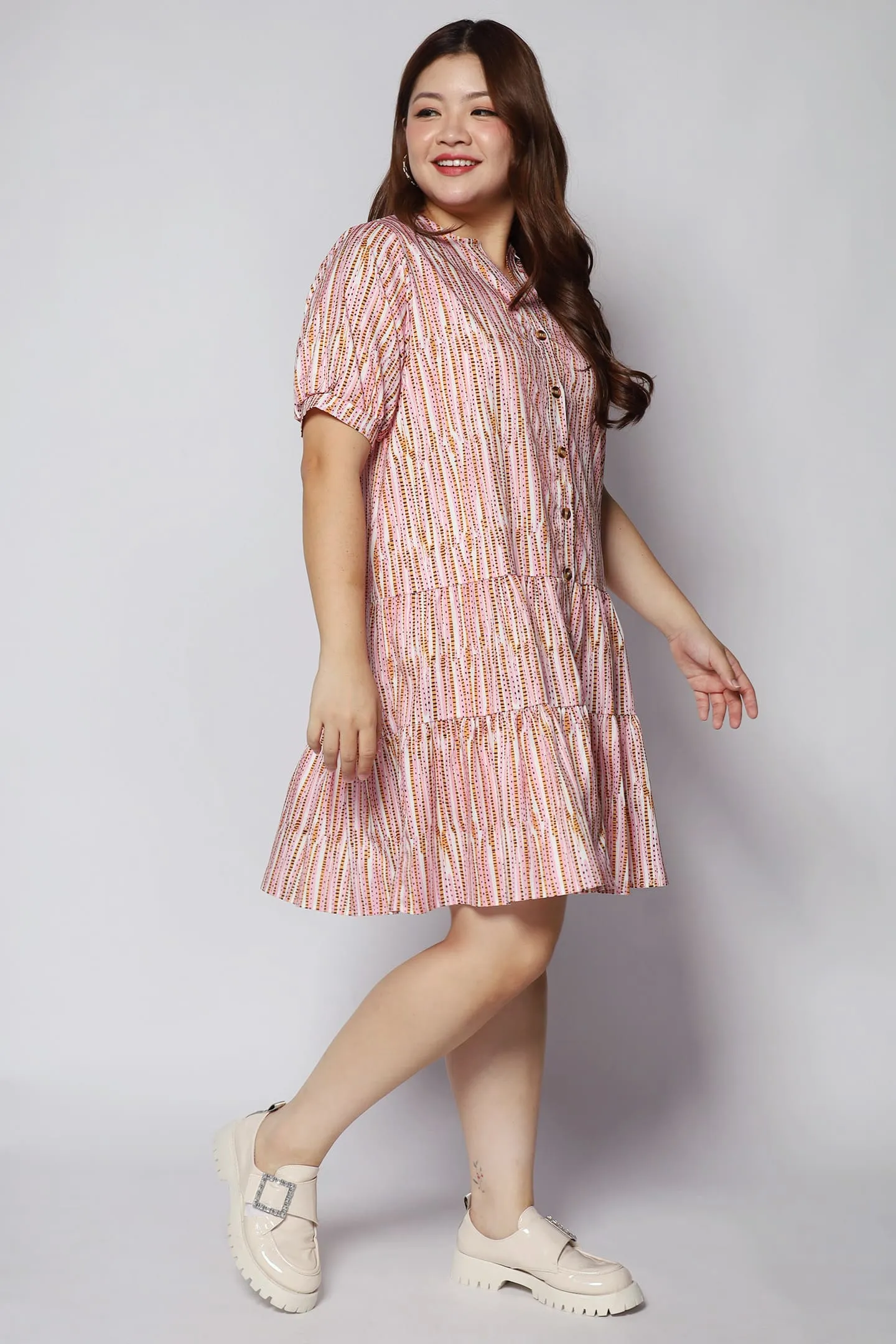Sue Dress in Dotted Strokes